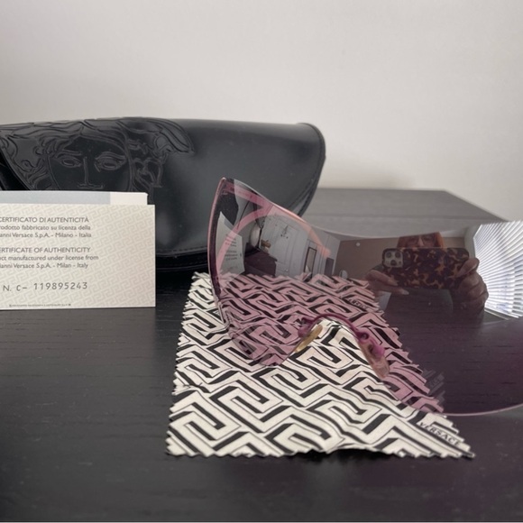 Versace Sunglasses - Picture 3 of 5